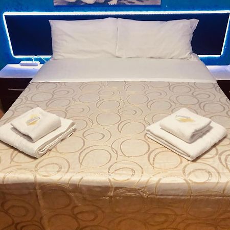 When In Rome Accommodation Εξωτερικό φωτογραφία