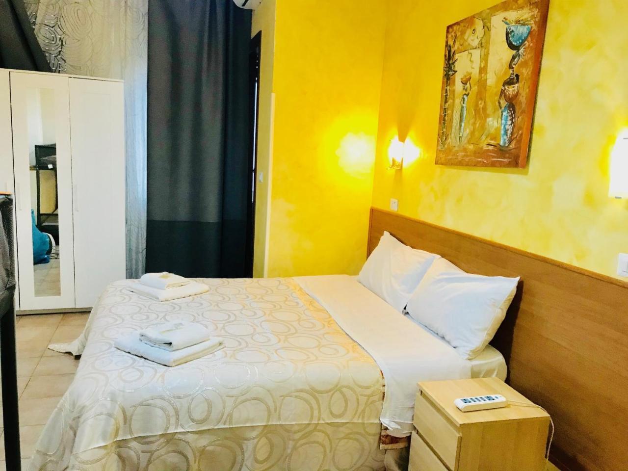 When In Rome Accommodation Εξωτερικό φωτογραφία